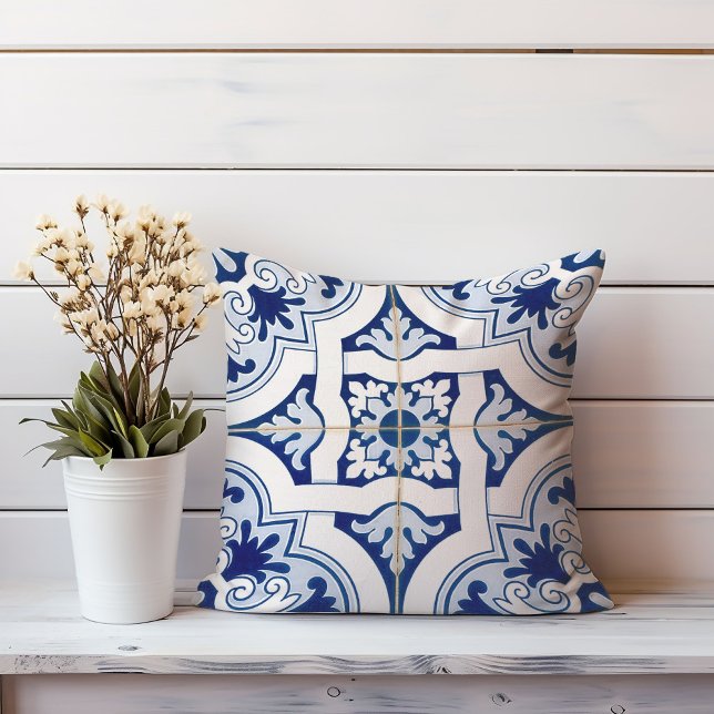 Kustplatsens fyllning | Blandad blå italiensk desi Kudde (pillow majolica blue ceramic tile)