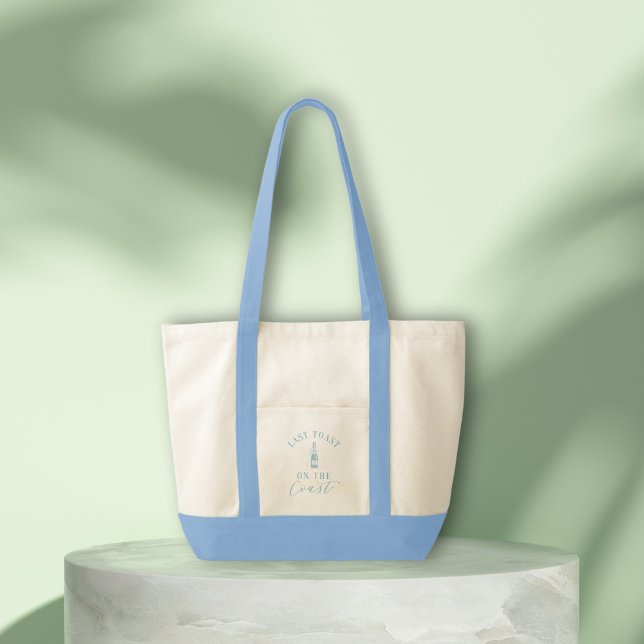Kuststrutsbuss Modern Brudens sida Tygkasse (Last Toast on the Coast Tote Bag | Custom Beach Bachelorette gift with coastal vibes & blue trim)