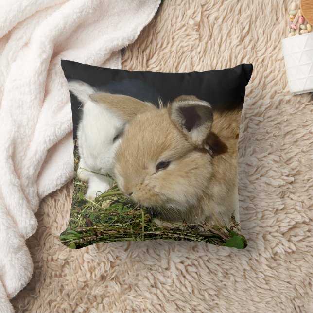 Kute, små fluffy bunnies kudde (Filt)