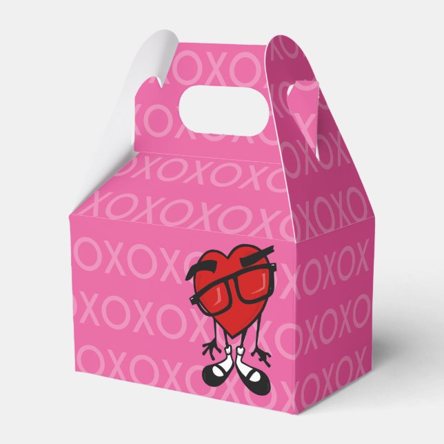 KUTE VALENTINS DAY RED HEART GABLE FAVOR BOX PRESENTASKAR (Framsidan Sidan)