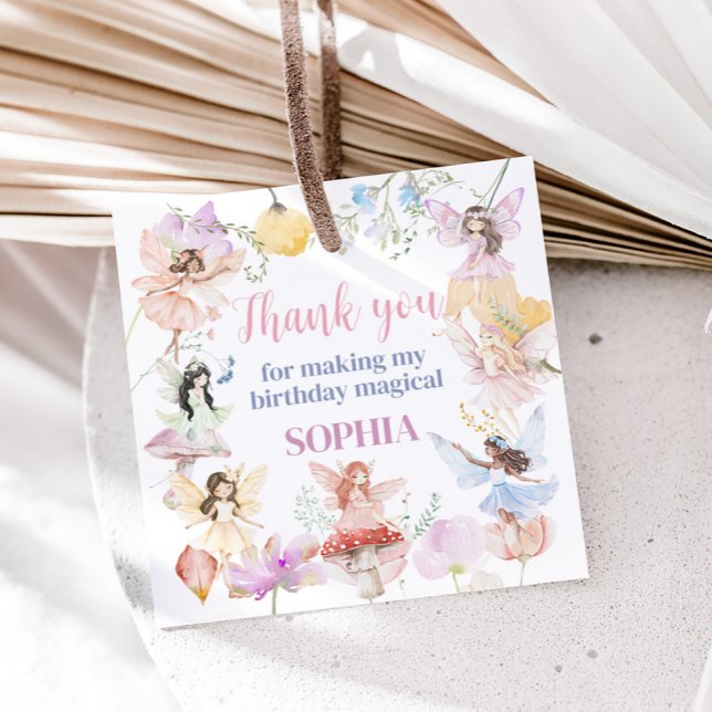 Kvadmatisk fairy First Födelsedagsfest Square Gåvor Etiketter (Whimsical Floral Fairy First Birthday Party Square Favor Tags)