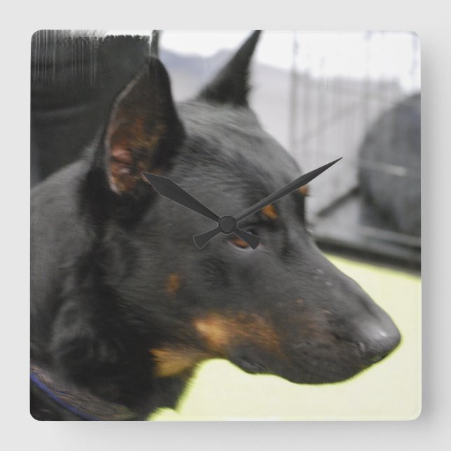 Kvadratisk klocka - Anpassad (Framsida)