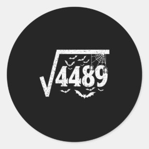 Kvadratrot 4489 Roligt Halloween-meme 67 Math Lära Runt Klistermärke