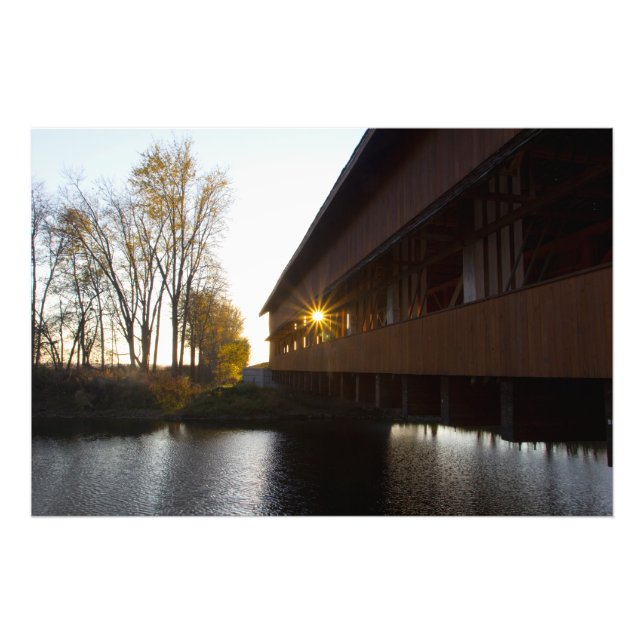 Kväll Sol genom bron i Buck Springa Fototryck (Framsidan)