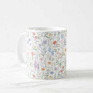 Kvallaktig feminin äng med vilda blommor kaffemugg