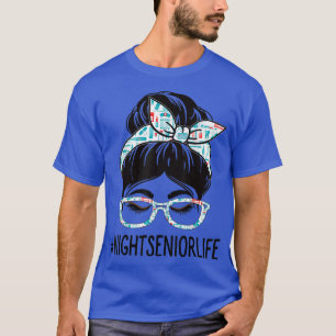 Kvällsdag för nattöverinseende Kvinnor Messy Bun T Shirt