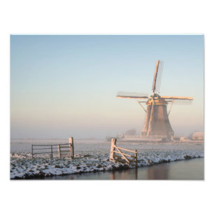 Kvarn i en vinter landskap fototryck