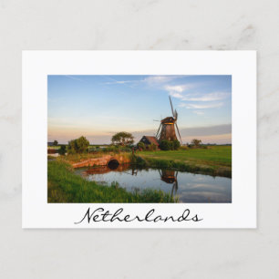 Kvarn på landsbygden i Holland, vita kort