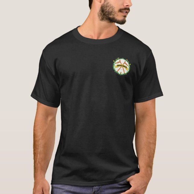 Kvastservice som är liten i orange t shirt (Framsida)