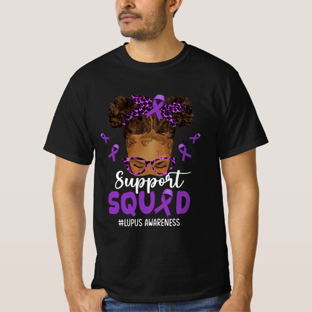 Kvinenssupport Squad Afro Messy Bun Leopard Lupus T Shirt (Framsida)