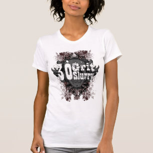 kvinna 30 camisol för grusslam som är bästa med tee shirt