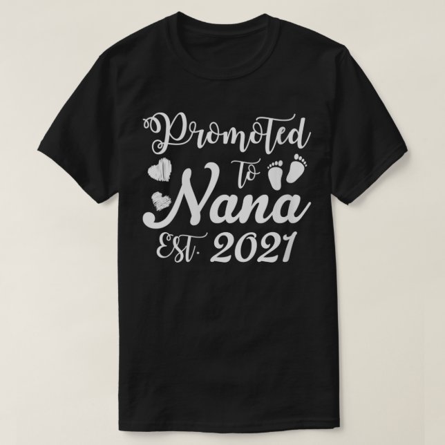 Kvinna befordrad till Nana Grandma 2021 VNeck1 T Shirt (Design framsida)