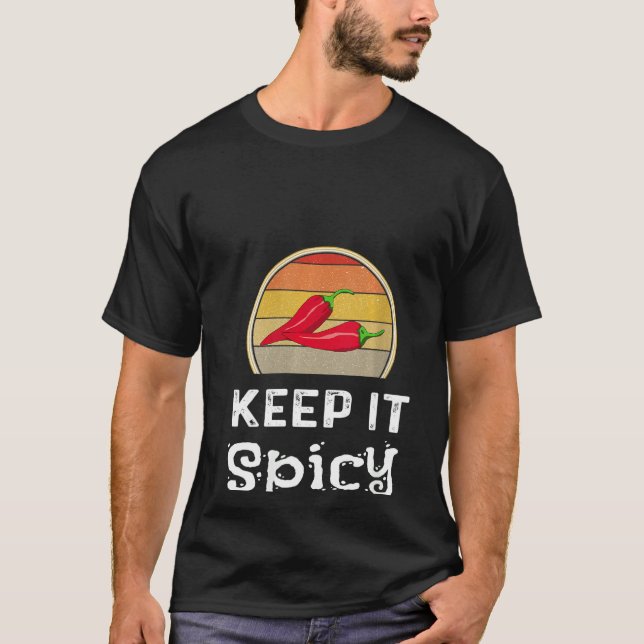 Kvinna Behålla IT Spicy Chili Cook Off Funny Retro T Shirt (Framsida)