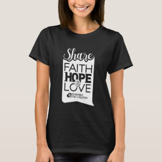 Kvinna delaa utslagsplats (svarten) t-shirt
