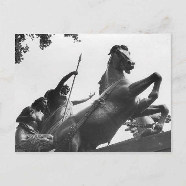 Kvinna drivrutin! vykort (Framsida)