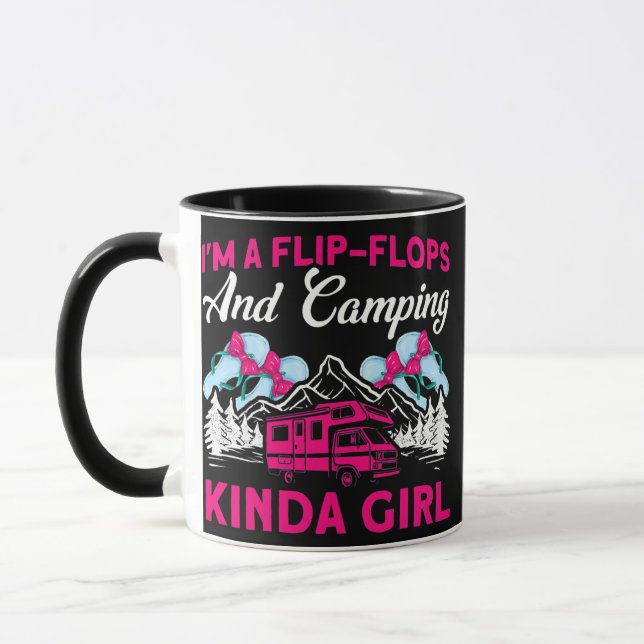 Kvinna Flinflip flops och Camping Kinda Girl Carav Mugg (Vänster)