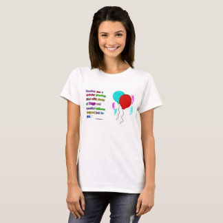 Kvinna för födelsedaghälsningcitationstecken t shirt