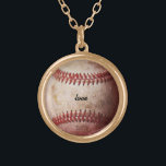 Kvinna för personligbaseballfläkt halsband<br><div class="desc">En underbar gåva för en lagmamma eller baseball största kvinnliga fläkt.  Guld- fullföljande och utskrivavet avbildar och beställnings- text. Du kan även upload ditt egna foto i stället för denna red ut baseball avbildar. 

Original- baseballfoto av Becky Nimoy</div>