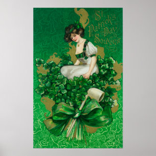 Kvinna för St Patrick dagsouvenir på klöverplat Poster