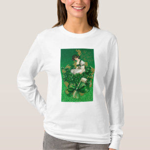 Kvinna för St Patrick dagsouvenir på klöverplat T-shirt