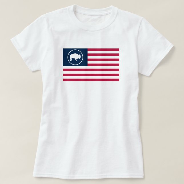 Kvinna för vitbuffelamerikanska flaggan skjorta t shirt (Design framsida)