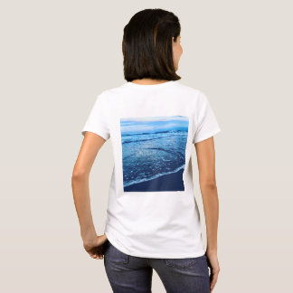 Kvinna grundläggande ocean. för t-skjorta tee