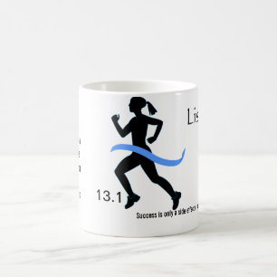 Kvinna halv maratonmugg med strumpebandsorden kaffemugg