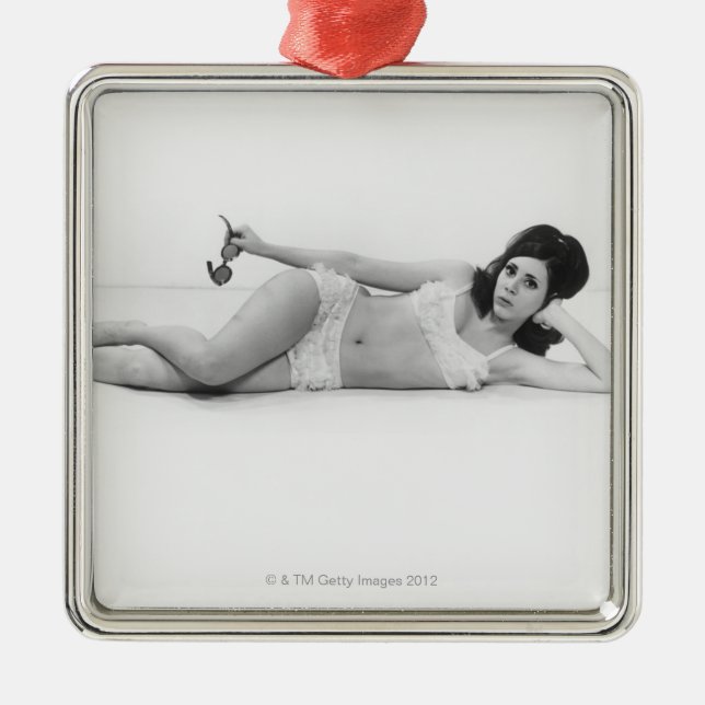 Kvinna i baddräkt julgransprydnad metall (Framsidan)