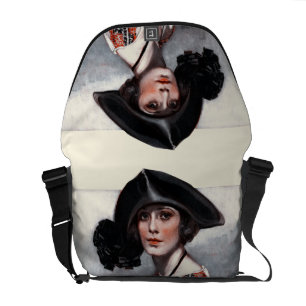 Kvinna i broderad blus messenger bag