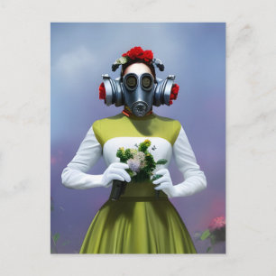 Kvinna i en grön-vit klänning och en gasmask  vykort