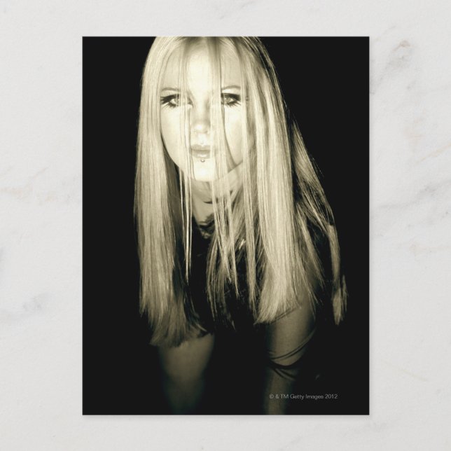 Kvinna i gothic mode vykort (Framsida)