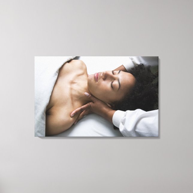 Kvinna i spa canvastryck (Framsida)