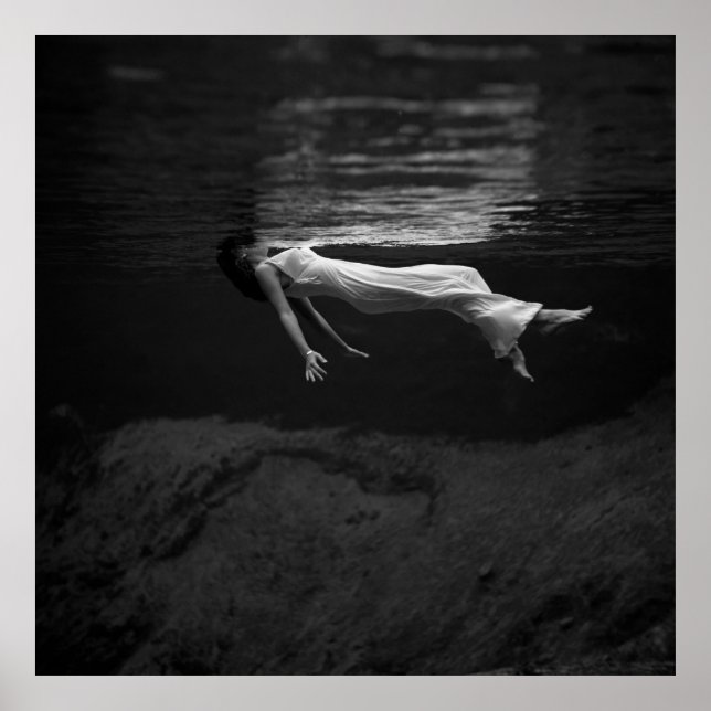 Kvinna i Vatten Poster (Framsidan)