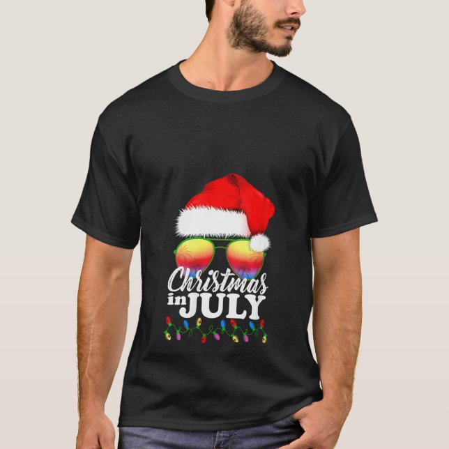 Kvinna jul i juli, jultomten - Summan av solglasög T Shirt (Framsida)