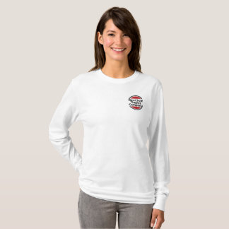 Kvinna lång-muff utslagsplats-skjorta med tee shirt