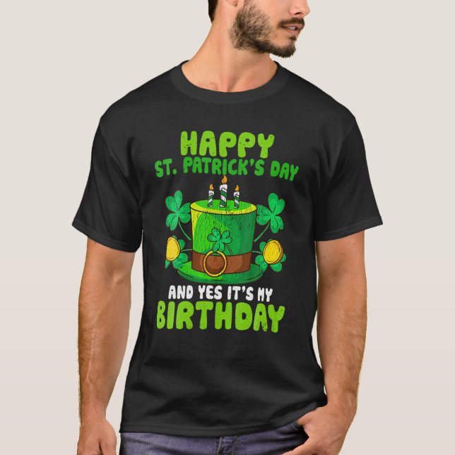 Kvinna Lycklig St Patrick-dagen och det är min föd T Shirt (Framsida)