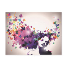 Kvinna med fjärilar