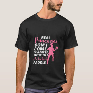 Kvinna med riktigt prins med Pickleball Paddle Gi T Shirt