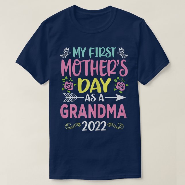 Kvinna min första Mors dag som farma 2022-hap T Shirt (Design framsida)