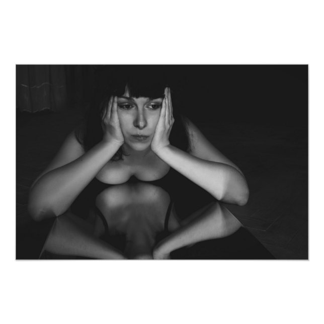 Kvinna och spegel fototryck (Framsidan)