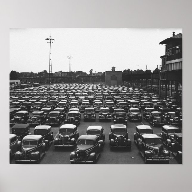 Kvinna sitta med kamera B&W Poster (Framsidan)