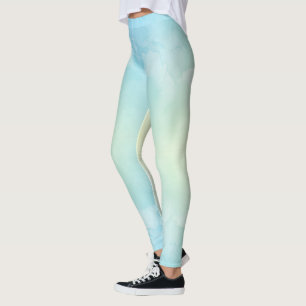 Kvinna som bär ljusblå högwaistade leggings