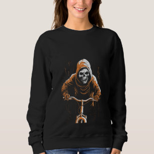 Kvinna som cyklar Skullgrim Reaper Bicycle Spooky T Shirt