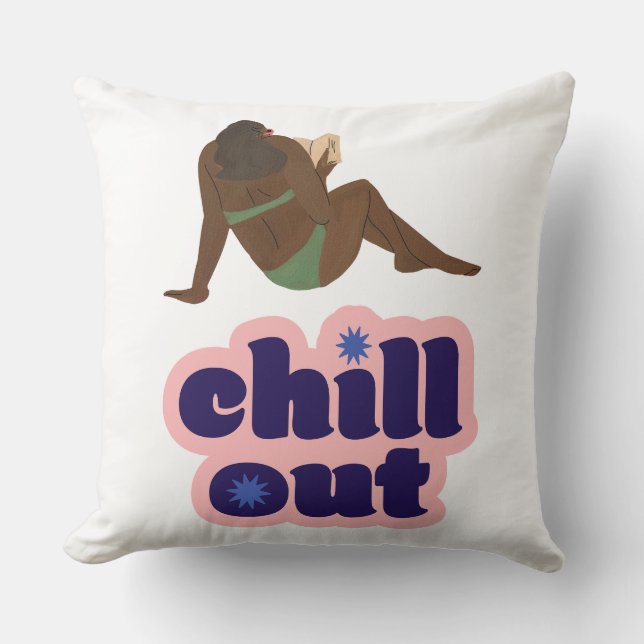 Kvinna som läser bok Chill Out Retro Kudde (Framsida)