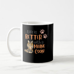 Kvinnans maine Coon citerar: "Livet är bättre med Kaffemugg
