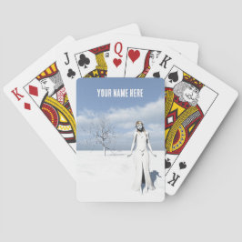 Kvinnlig älv går i snö. casinokort