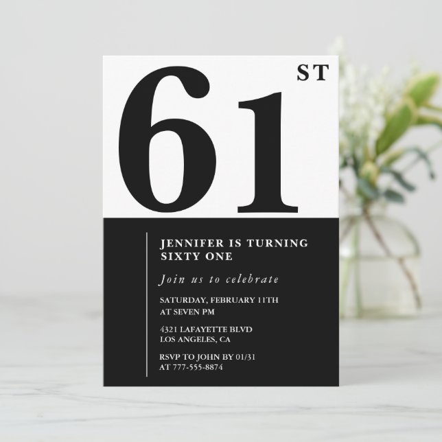 Kvinnlig Elegant 61-års födelsedagsinbjudan Svart Inbjudningar (Stående Fram)