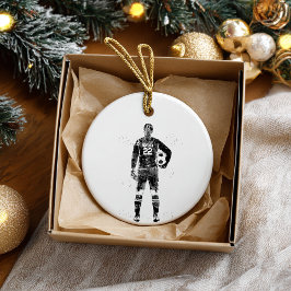 Kvinnlig fotbollsmålvakt julgransprydnad keramik