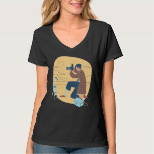 Kvinnlig fotograf Stockfotogemenskap D T Shirt