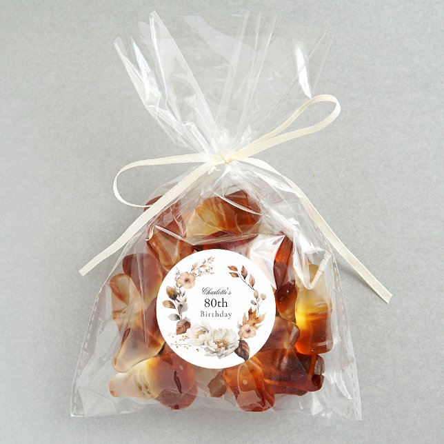 Kvinnlig höstblommig 80-årsfirande födelsedagsfest runt klistermärke (Skapare uppladdad)